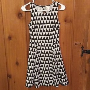Women's dress